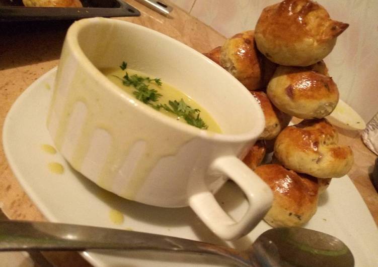 Simple Way to Make Ultimate Onion and herb bread