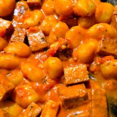 A picture of Vegan Gnocchi with Tofu in Creamy Tomato Sauce.