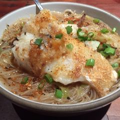 A picture of Cod and Noodles.