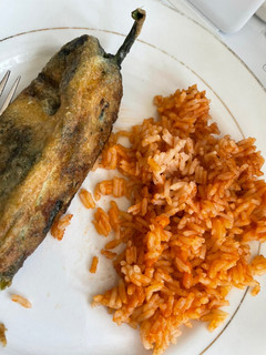 Una foto de Chiles rellenos
