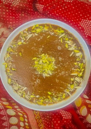A picture of Chanay ki daal ka halwa.