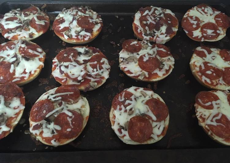 Recipe of Ultimate Pizza bagels