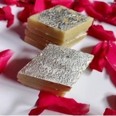 A picture of Kaju katli.