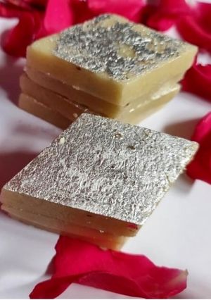 A picture of Kaju katli.