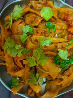 சில்லி சப்பாத்தி (Chilli chapathi recipe in tamil) செய்முறை முக்கிய புகைப்படம்