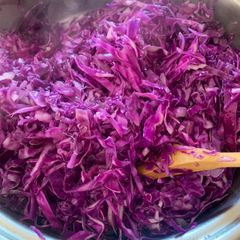 A picture of Tangy Red Cabbage.