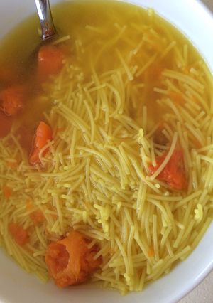 Una foto de Sopa de pollo
