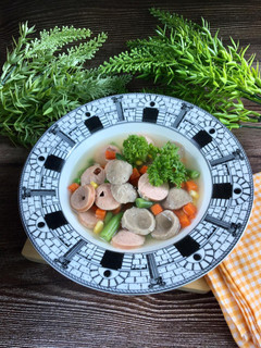 Foto resep Sup Bakso Sosis Mix Vegetable