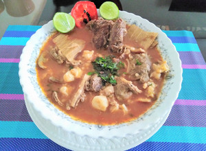 Una foto de Caldo de Mote o patasca (Cajamarca) 👍🇵🇪