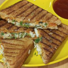 A picture of #Chilli cheese grilled toast.