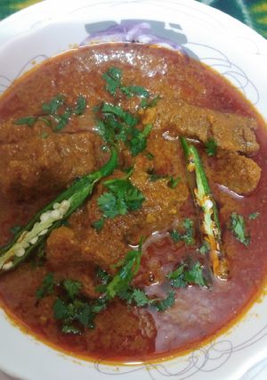 A picture of Uttar Pradesh style bhuna gosht.