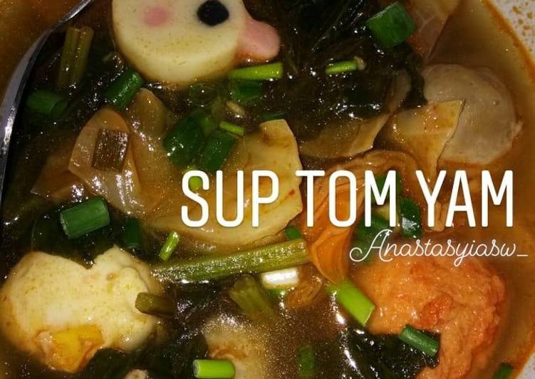 Sup Tom Yam