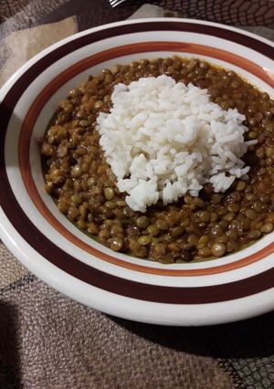Una foto de Lentejas con arroz