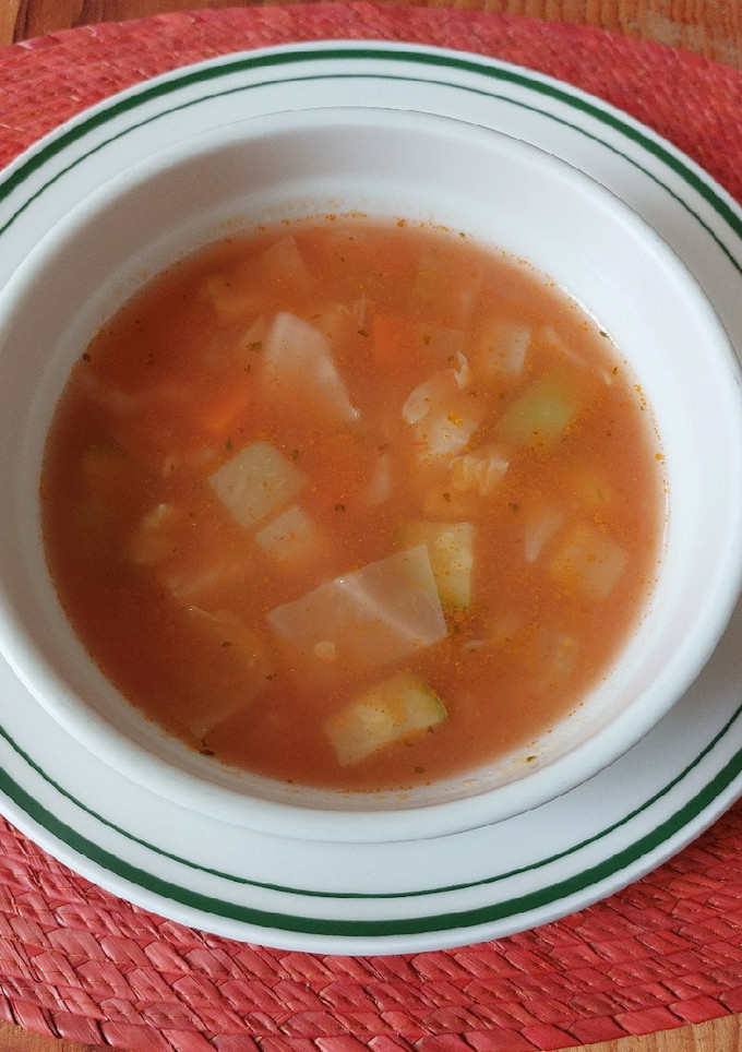 Una foto de Sopa de verduras dietética
