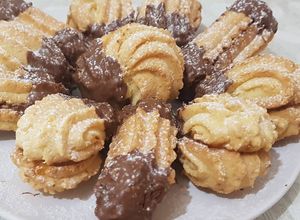 Une photo de Petit four