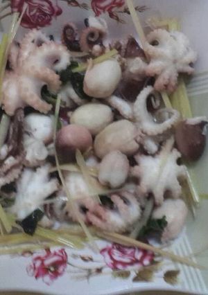 Hình của món Ruốc hấp sả.