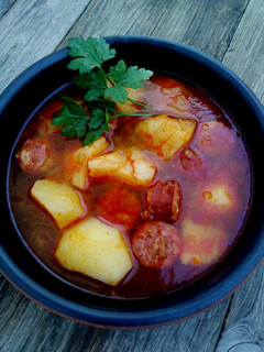 Una foto de Patatas a la riojana