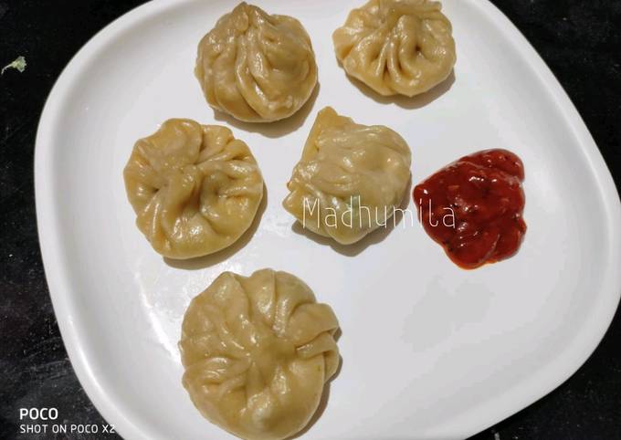 Mixed Veg cheesy Oats Momos