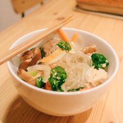 A picture of Korean Glass Noodles.