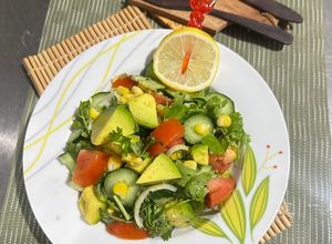 Foto resep Mexican Avocado tomato salad ala fe