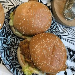 A picture of Zinger Burger.