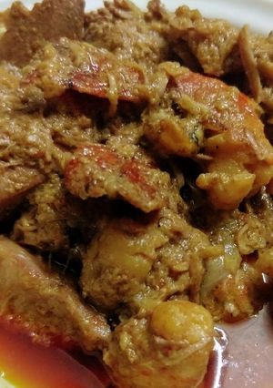 A picture of Enchor Chingri/Raw jackfruit with prawns/EnchorChingri Malaikari.