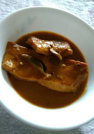A picture of Fish curry.