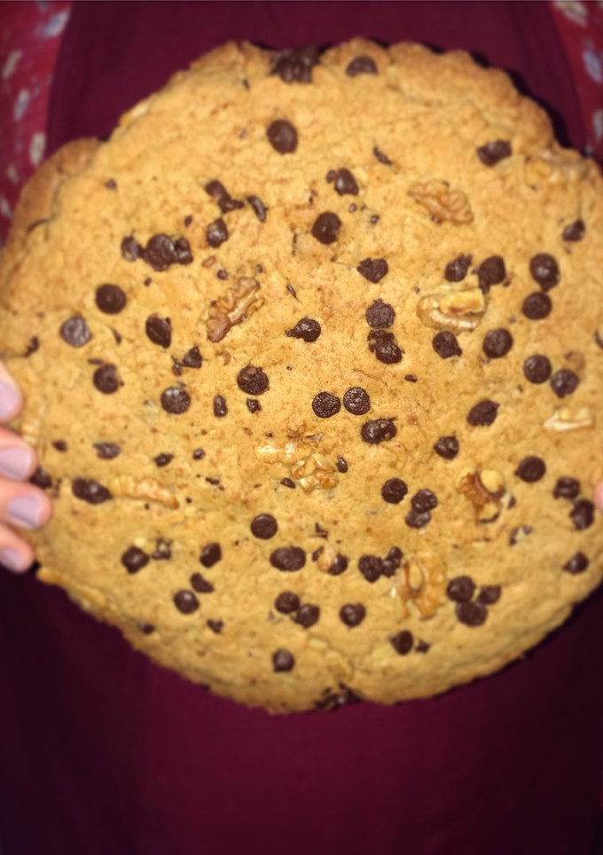 Una foto de Cookie gigante🍪