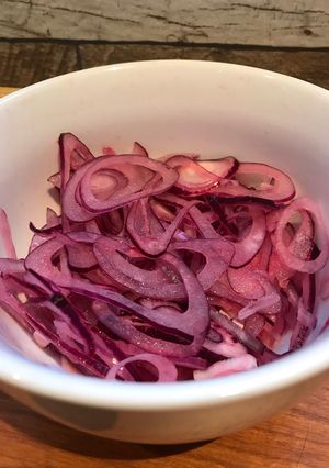 Una foto de Cebolla lista para ensalada