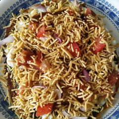 A picture of Chilla chaat.