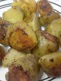 Papas asadas con finas hierbas y ají molido...🍟🍟🍟🌶🌶🌶