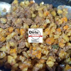 Meat pie filling A picture of Meat pie filling.