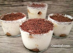 Una foto de Tiramisú de queso fresco batido y requesón