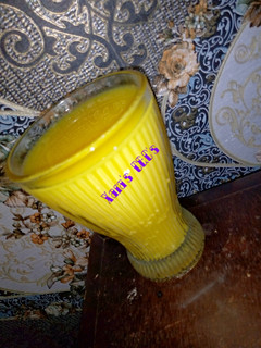 A picture of Ginger juice.