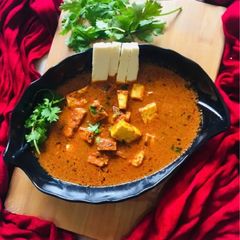 A picture of Instant shahi paneer.