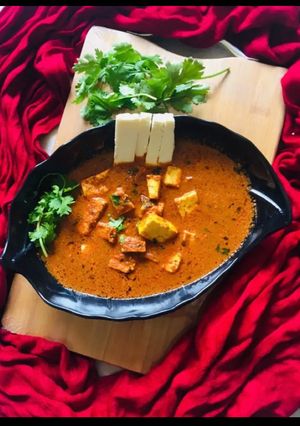 A picture of Instant shahi paneer.
