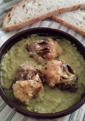 Foto di Carciofi ripieni con purè di fave fresche