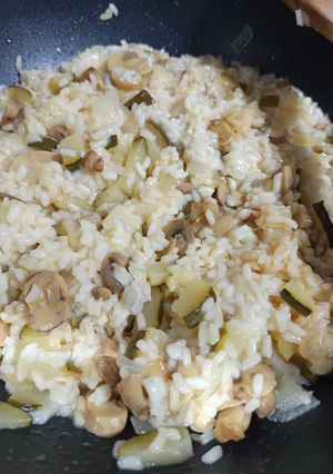 Una foto de Arroz con Calabacín y Champiñones