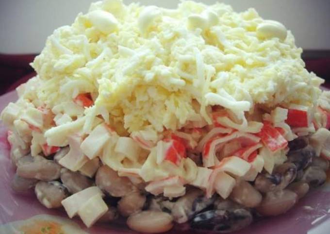 Салат с крабовыми палочками и фасолью - 4 рецепта самых вкусных и простых с фото пошагово