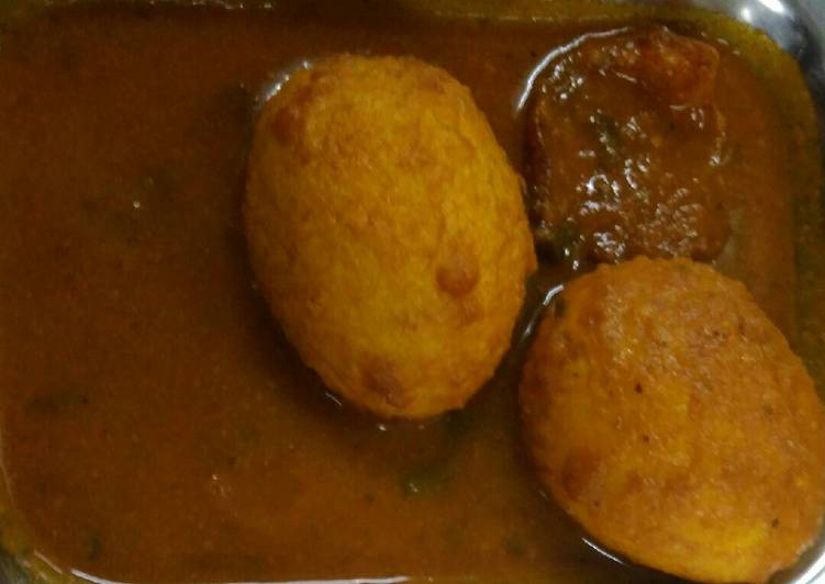 Do You Make These Simple Mistakes In Easy Indian Kolhapuri Egg Curry