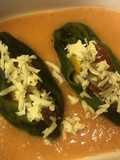 Chiles poblanos rellenos de champignons ©