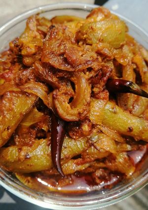 পটোলের ঝাল (Potoler jhal recipe in bengali) রেসিপির প্রধান ছবি