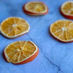 A picture of Dried orange.