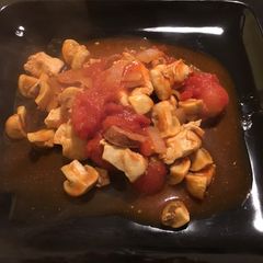 A picture of Chicken and chorizo.