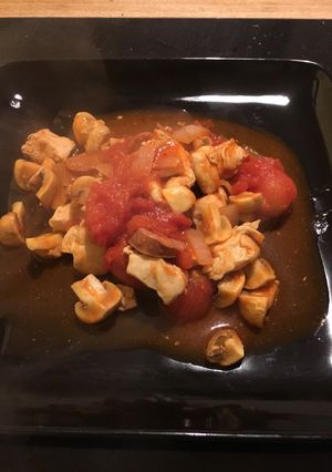 A picture of Chicken and chorizo.