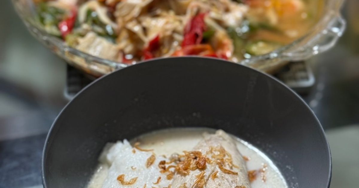 Opor Ayam (Pelengkap Lontong Medan)