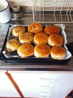 Una foto de Pancito amasado con chicharrones 😜