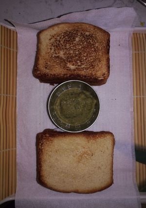A picture of Potato sandwich.