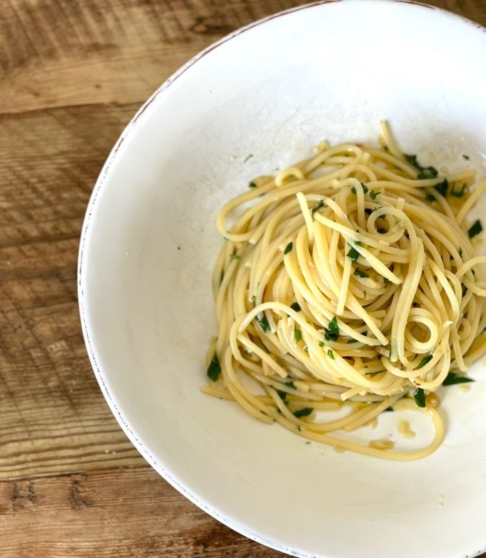 A picture of 🍝 Pasta Aglio, Olio e Peperoncino.