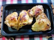 Una foto de aderezos para pollo a la parrilla